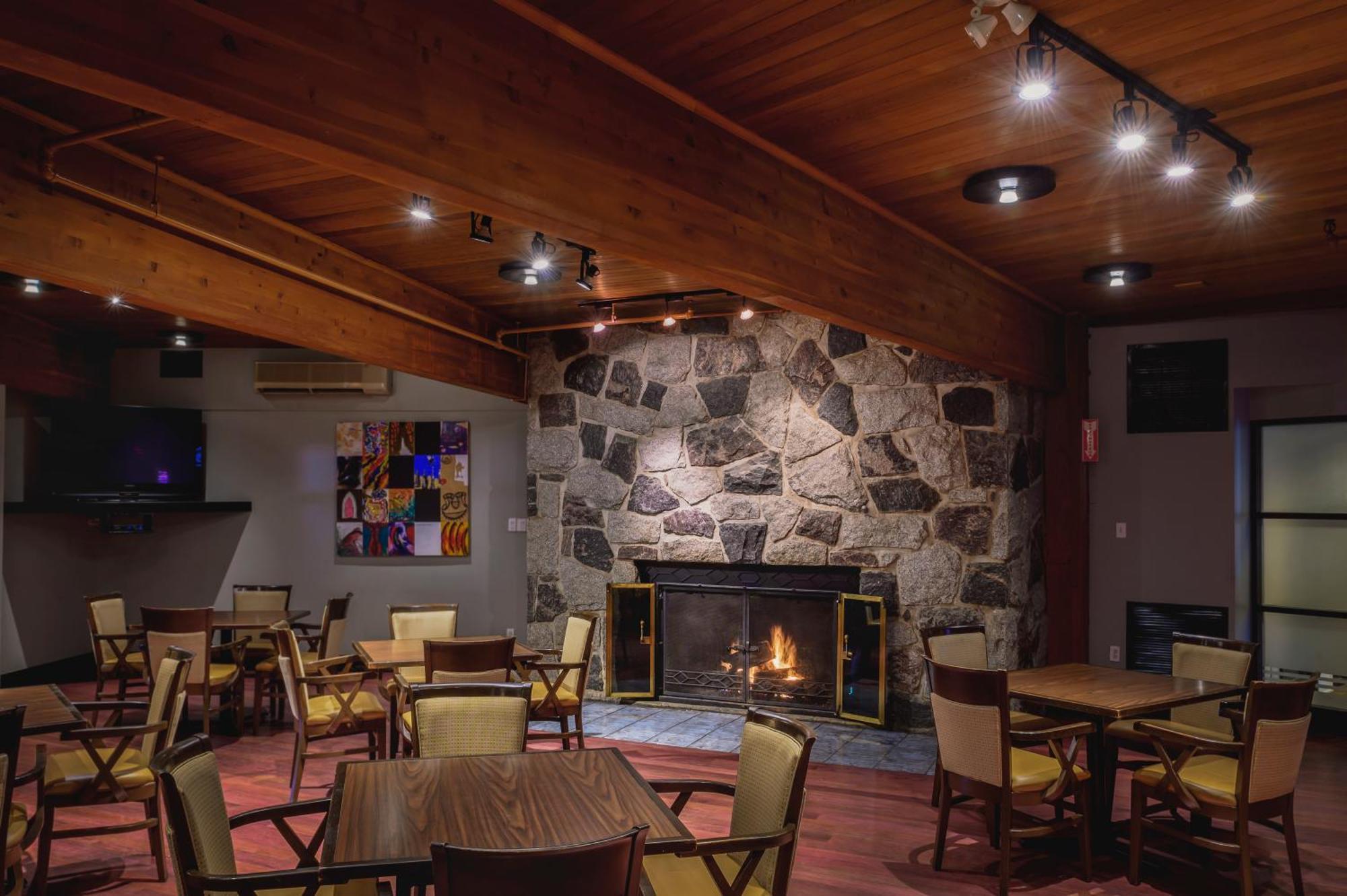 Le Manoir Du Lac Delage Stoneham Eksteriør bilde